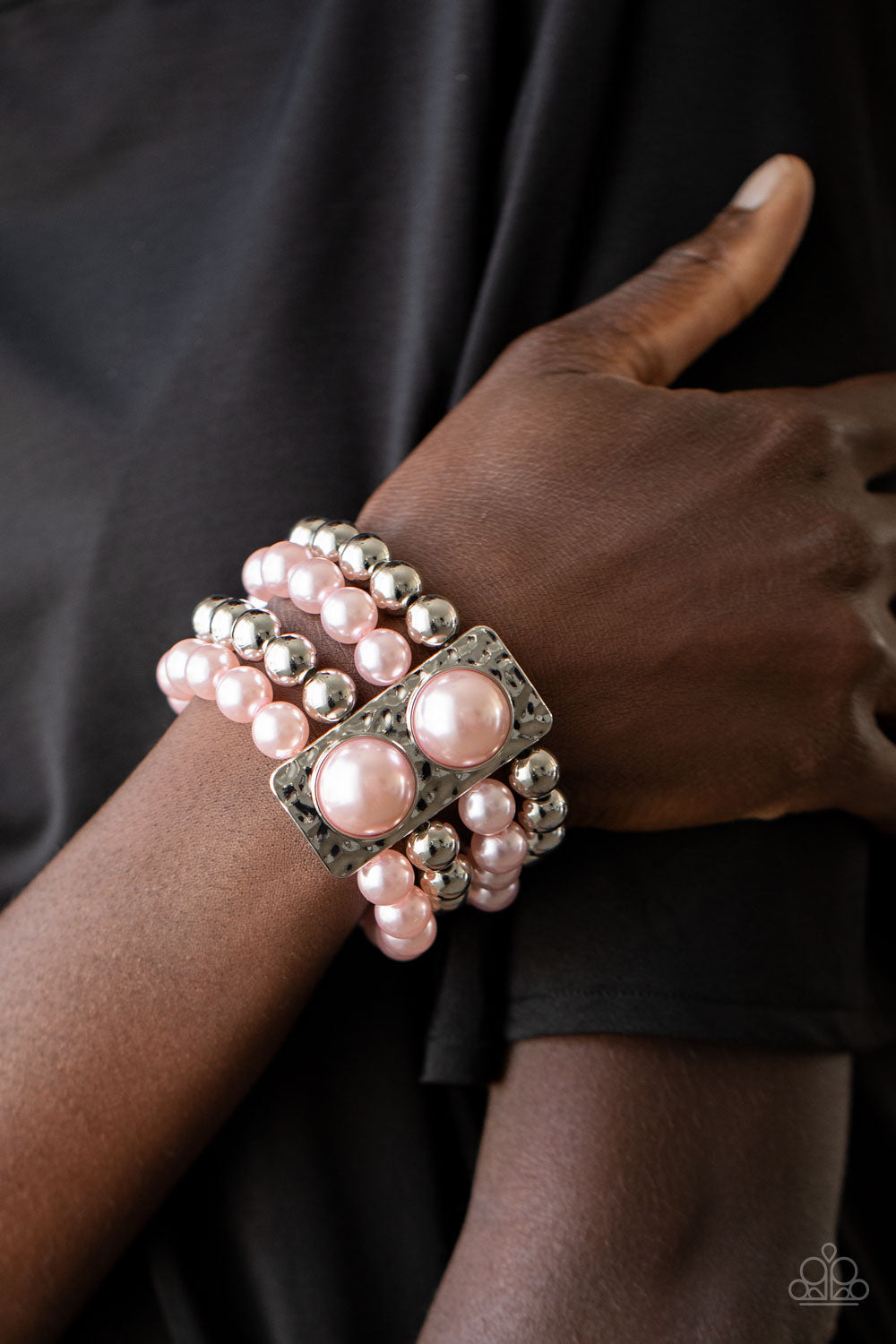 Pink pearl store bracelet paparazzi