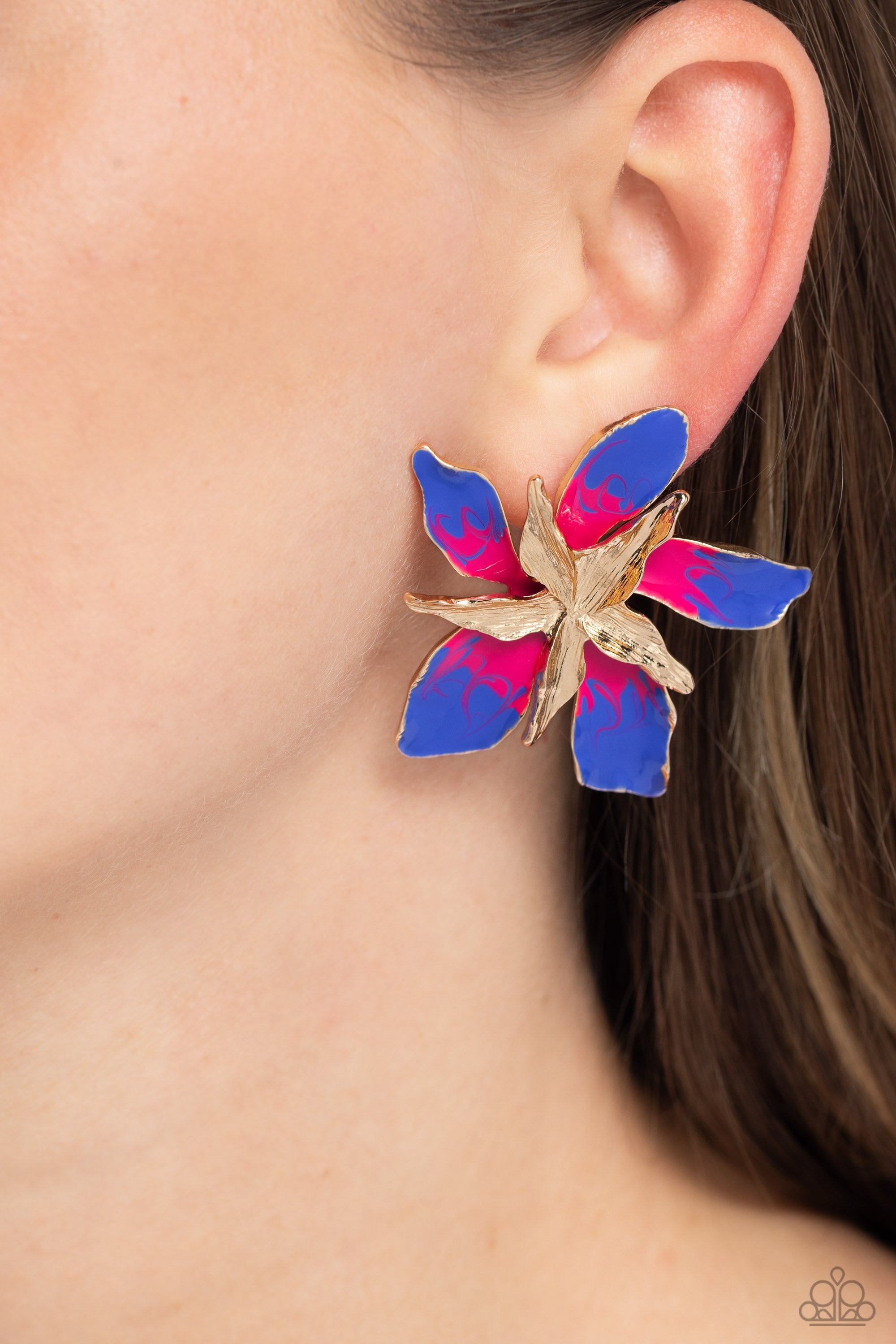 Paparazzi Accessories: Glimmering Gardens - Pink Acrylic Flower Earrings