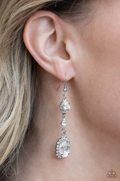 Earring: "Glass Slipper Sparkle" (P5RE-WTXX-558ET)